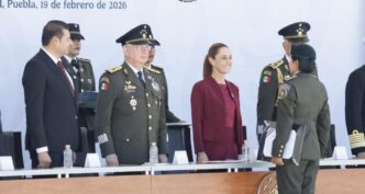 Claudia Sheinbaum encabezó la ceremonia por el 113 aniversario del Ejército Mexicano en Puebla