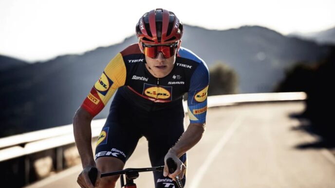 Jonathan Milan gana la quinta etapa del UAE Tour 2026